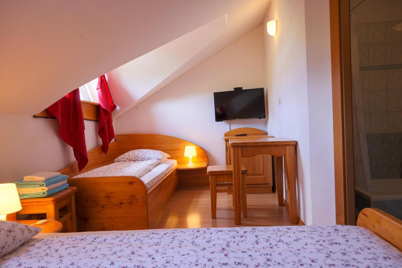 Domacija Malnarjevi Villa Villa Slavina Bagian luar foto