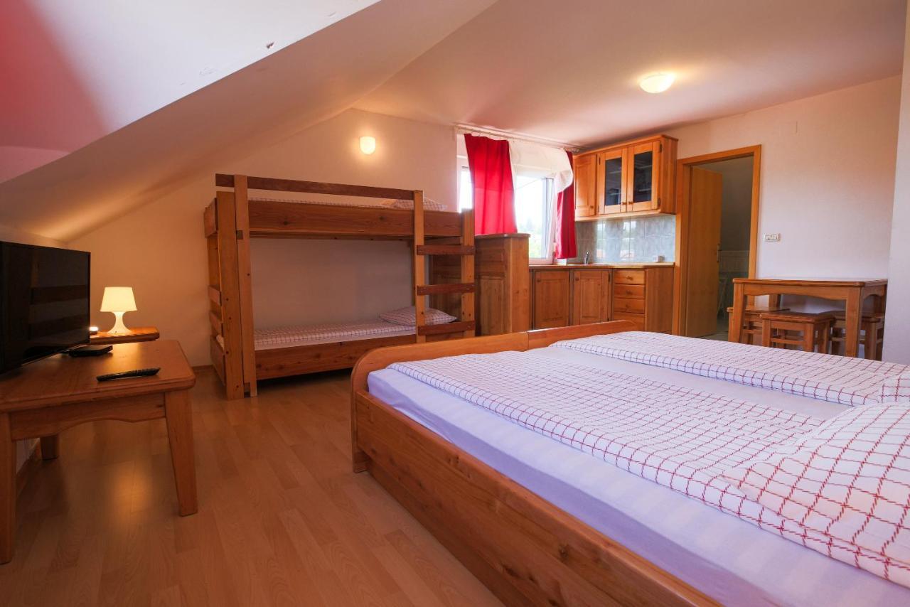 Domacija Malnarjevi Villa Villa Slavina Bagian luar foto
