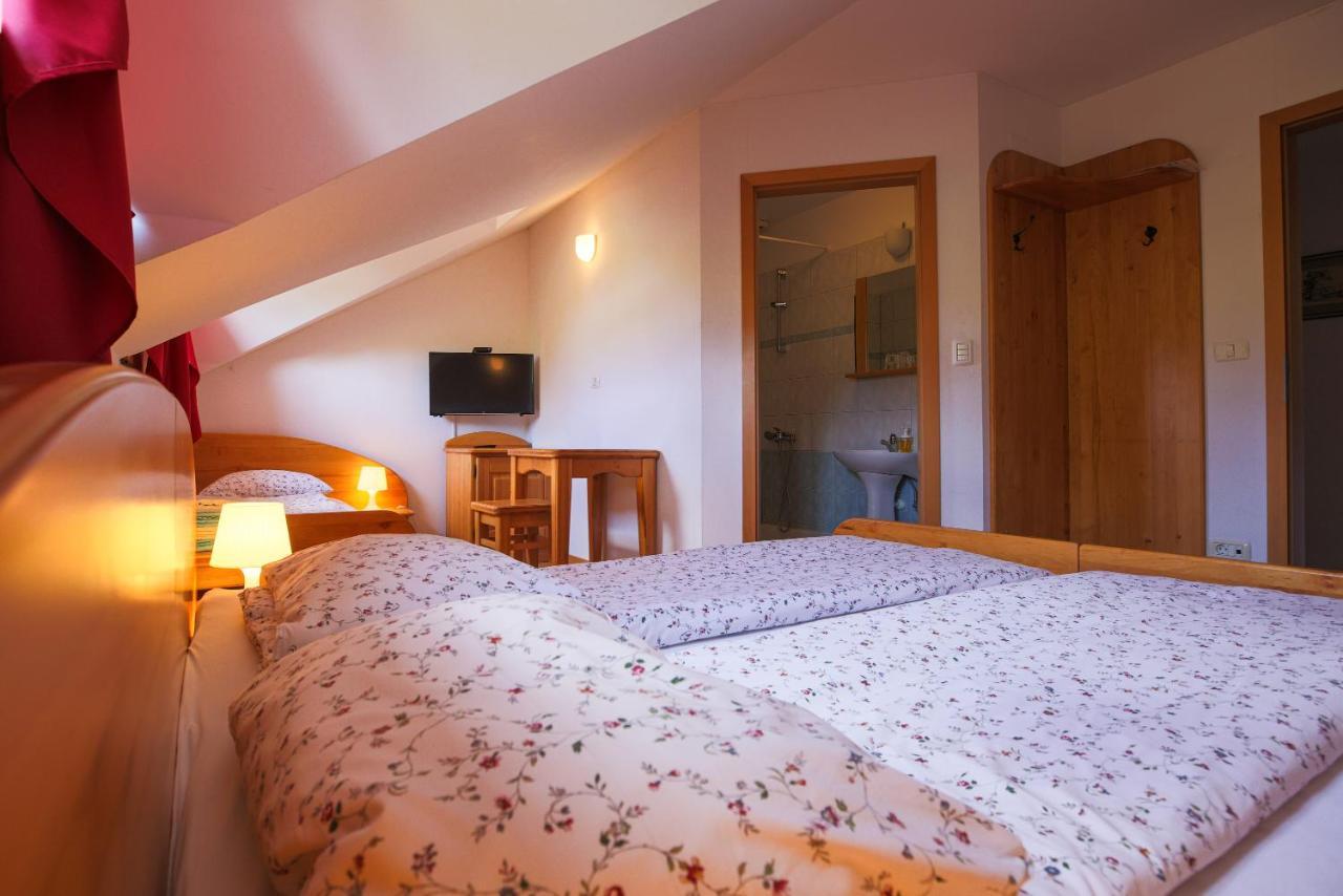 Domacija Malnarjevi Villa Villa Slavina Bagian luar foto