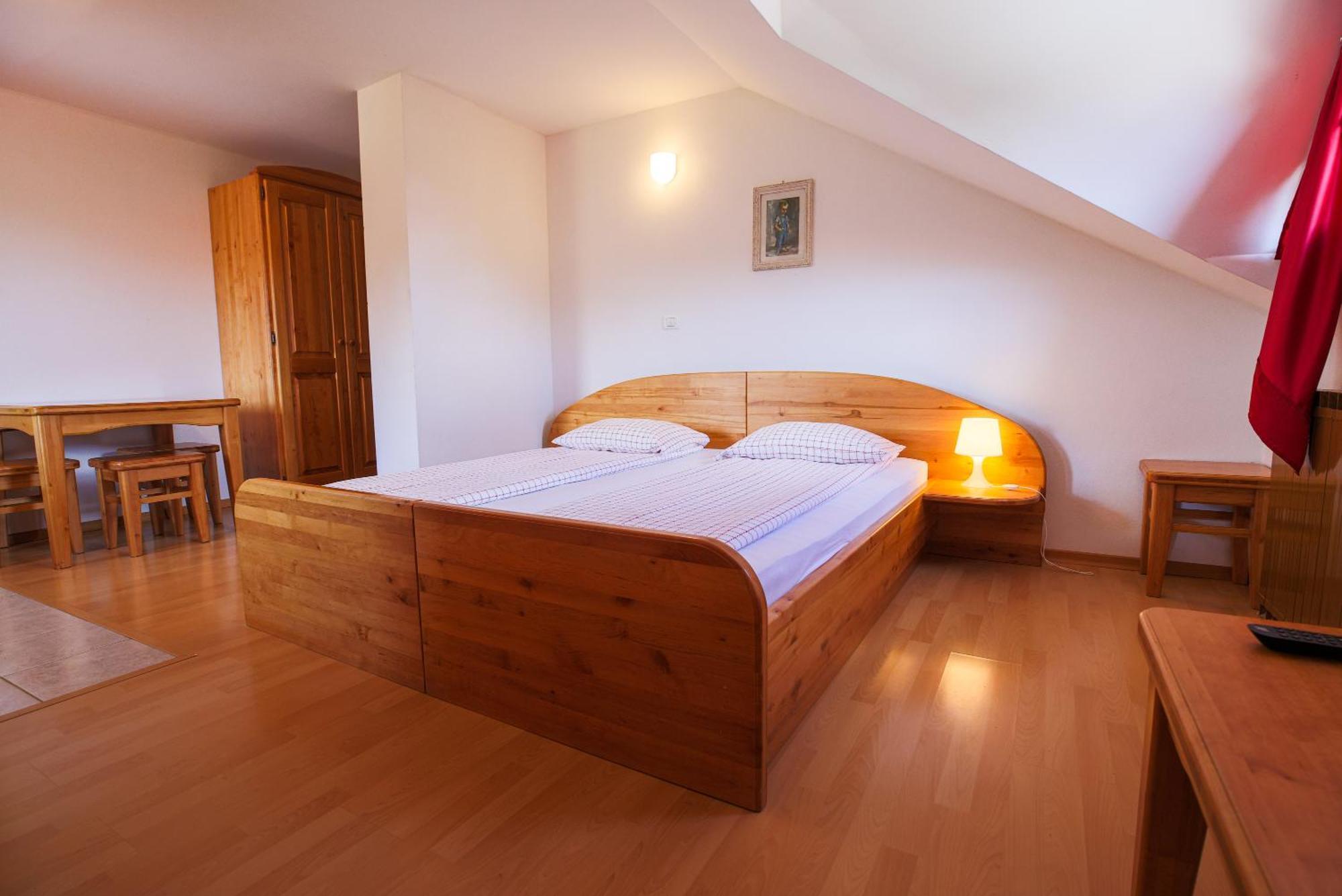 Domacija Malnarjevi Villa Villa Slavina Bagian luar foto
